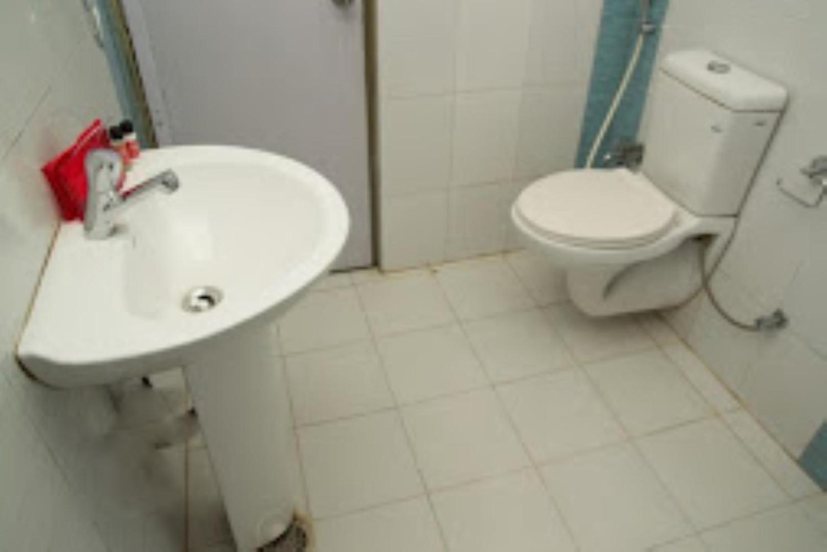 Gokul Plaza Hotel Bhubaneswar Exterior photo